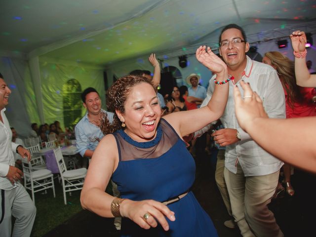 La boda de Marco y Ana en Tequesquitengo, Morelos 68