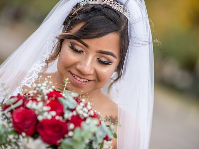 La boda de Adrian y Azereth en León, Guanajuato 6