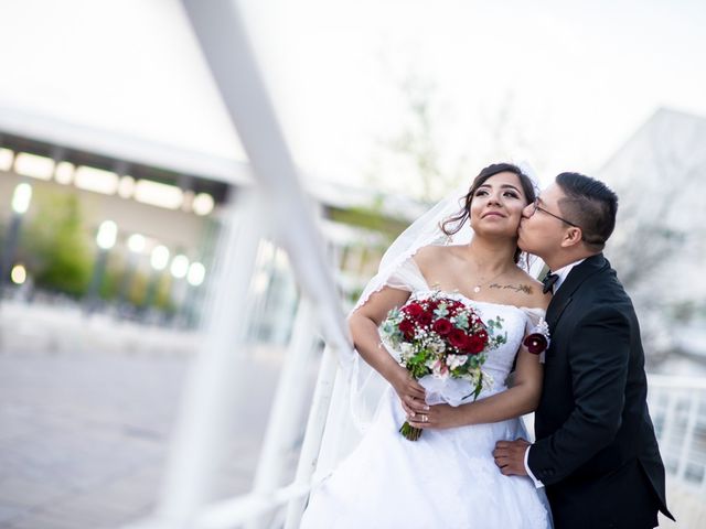 La boda de Adrian y Azereth en León, Guanajuato 9