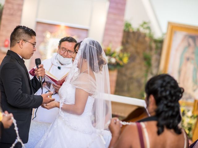 La boda de Adrian y Azereth en León, Guanajuato 22