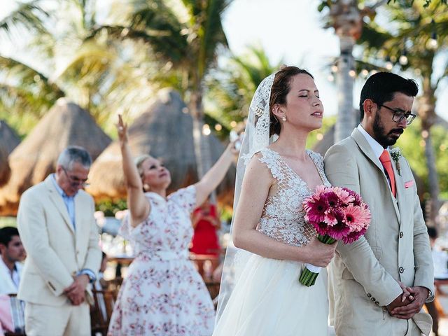 La boda de Mauricio y Gaby en Playa del Carmen, Quintana Roo 25