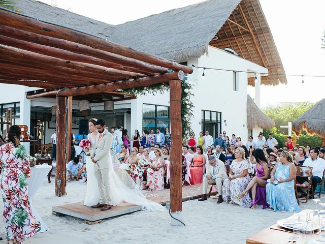 La boda de Mauricio y Gaby en Playa del Carmen, Quintana Roo 26