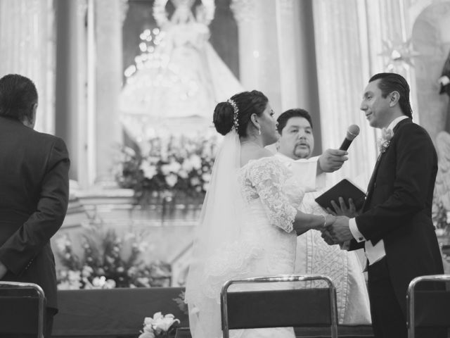 La boda de Ricardo y María Isabel en Morelia, Michoacán 16
