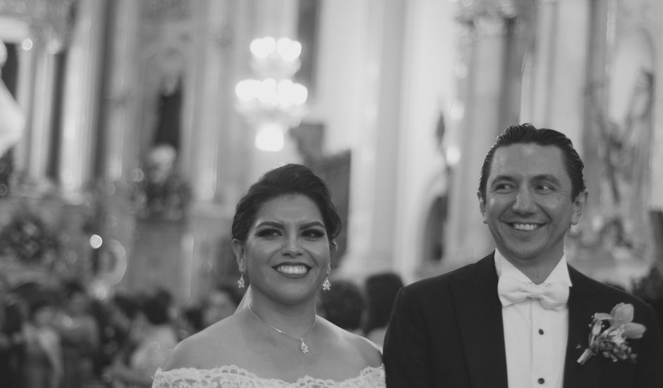 La boda de Ricardo y María Isabel en Morelia, Michoacán