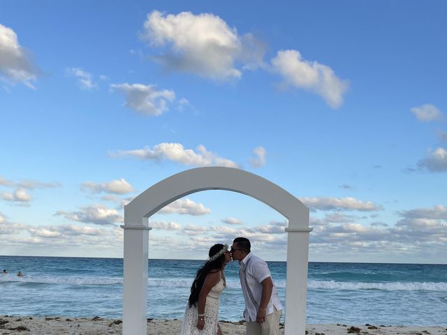 La boda de Dania y Eduardo  en Cancún, Quintana Roo 9
