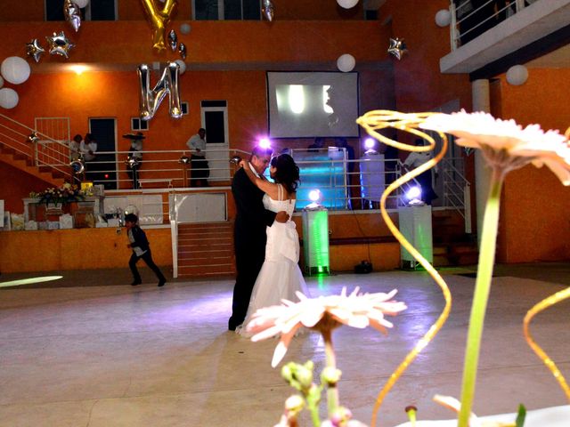 La boda de Julio César y Nancy Cecilia en Colón, Querétaro 11