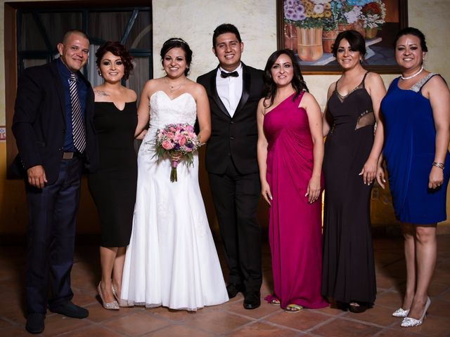 La boda de Esdras y Diana en Irapuato, Guanajuato 48