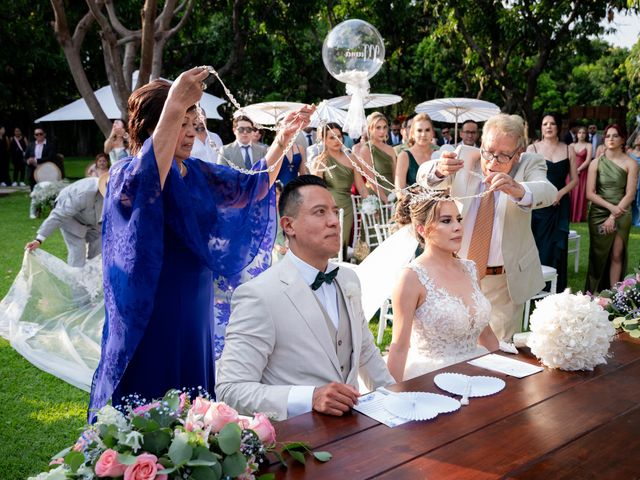 La boda de César y Ivonne en Xochitepec, Morelos 35