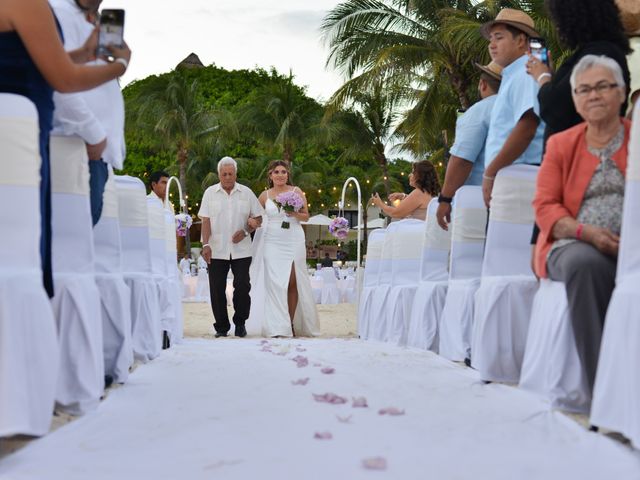 La boda de Carlos y Shanti en Playa del Carmen, Quintana Roo 7