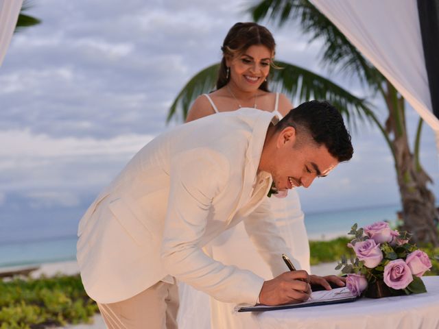 La boda de Carlos y Shanti en Playa del Carmen, Quintana Roo 15