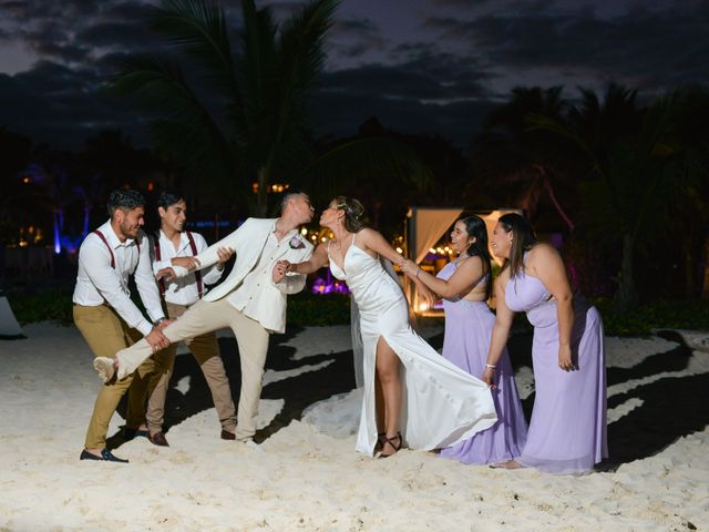 La boda de Carlos y Shanti en Playa del Carmen, Quintana Roo 19