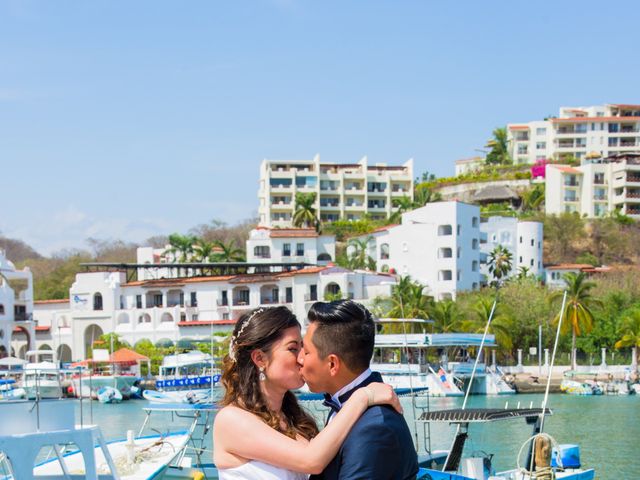 La boda de Gustavo y Erika en Huatulco, Oaxaca 12