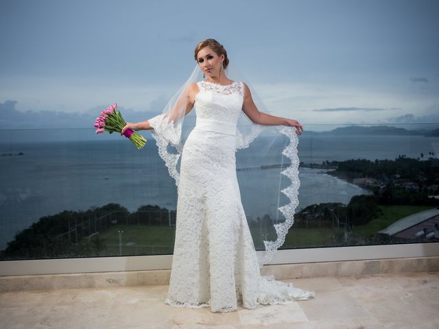 La boda de Miguel Ángel y Jane en Ixtapa Zihuatanejo, Guerrero 15