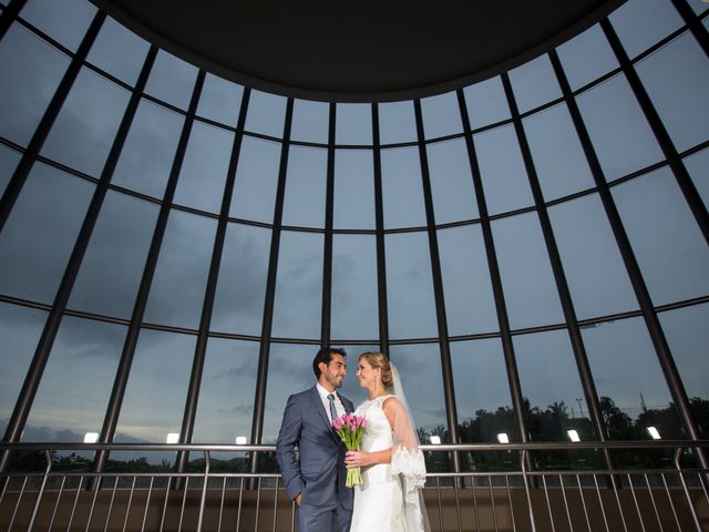 La boda de Miguel Ángel y Jane en Ixtapa Zihuatanejo, Guerrero 18