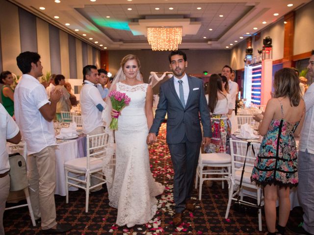 La boda de Miguel Ángel y Jane en Ixtapa Zihuatanejo, Guerrero 33