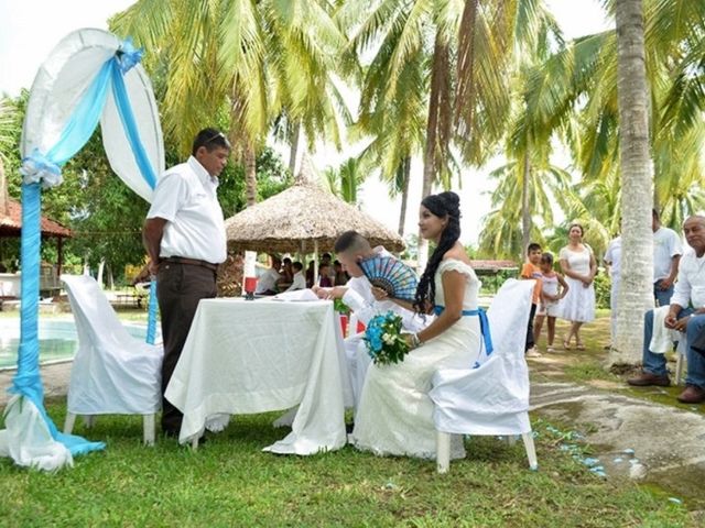 La boda de Miguel y Luz  en Escuinapa, Sinaloa 19