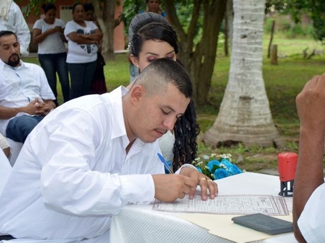 La boda de Miguel y Luz  en Escuinapa, Sinaloa 24