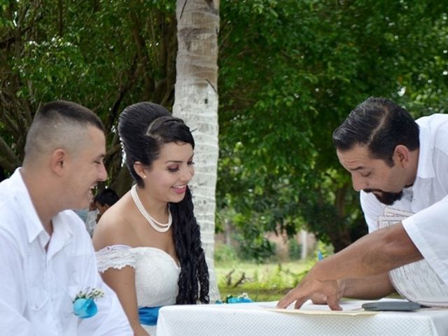 La boda de Miguel y Luz  en Escuinapa, Sinaloa 35