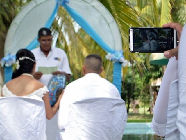 La boda de Miguel y Luz  en Escuinapa, Sinaloa 42