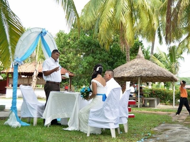 La boda de Miguel y Luz  en Escuinapa, Sinaloa 44