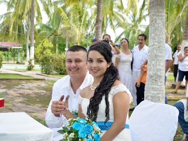 La boda de Miguel y Luz  en Escuinapa, Sinaloa 46