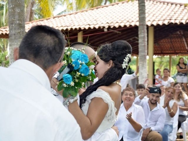 La boda de Miguel y Luz  en Escuinapa, Sinaloa 49