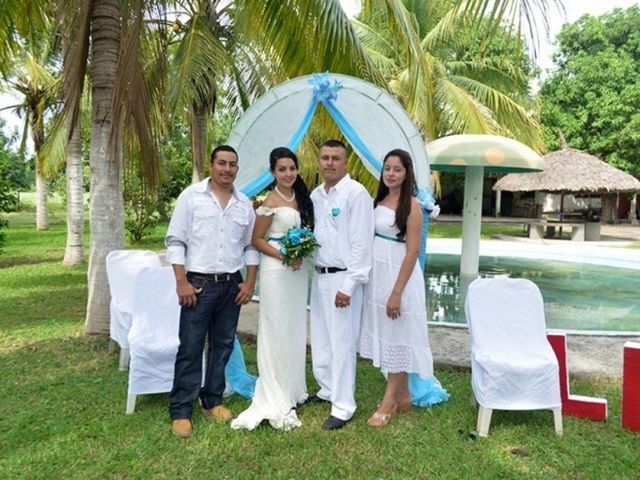 La boda de Miguel y Luz  en Escuinapa, Sinaloa 53