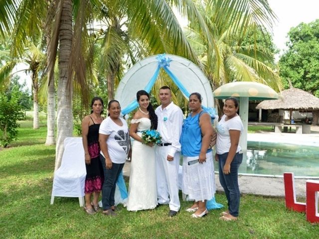 La boda de Miguel y Luz  en Escuinapa, Sinaloa 62