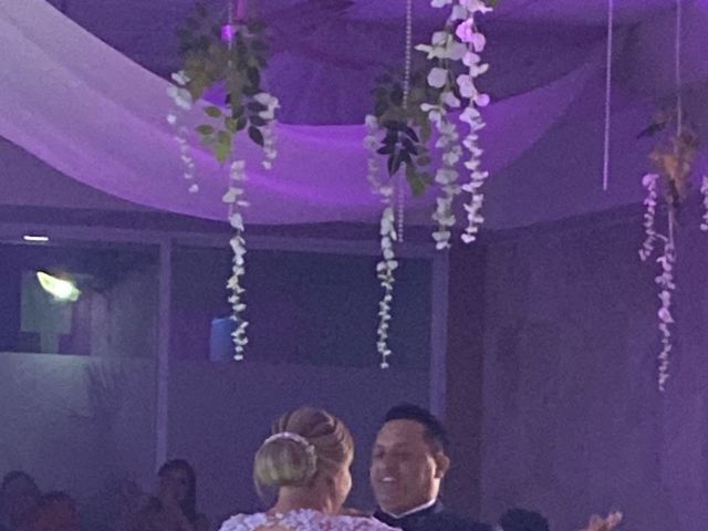 La boda de Erick Zubiri  y Claudia Janeth  en Poza Rica, Veracruz 3
