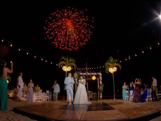 La boda de Alejandro y Nayeli en Ixtapa Zihuatanejo, Guerrero 6