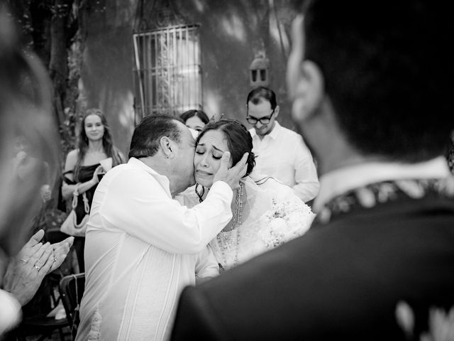 La boda de Yuri y Liz en Mérida, Yucatán 33