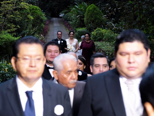 La boda de Eduardo y Irema en Xalapa, Veracruz 25