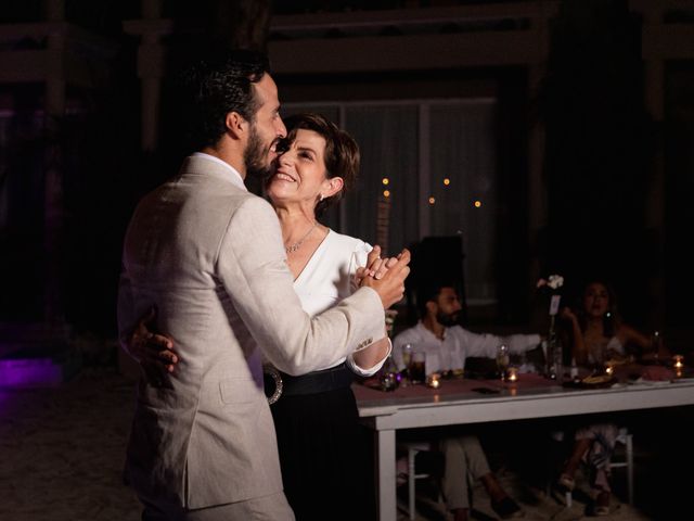 La boda de Carlos y Marisol en Cozumel, Quintana Roo 36