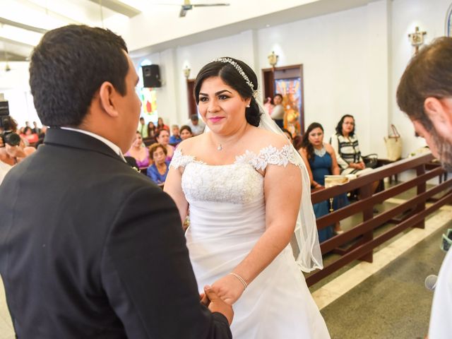 La boda de Juan Carlos y Consuelo en Ciudad Madero, Tamaulipas 37