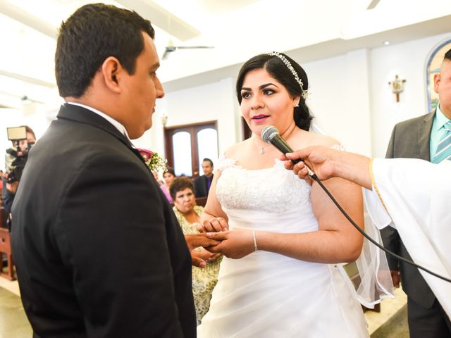 La boda de Juan Carlos y Consuelo en Ciudad Madero, Tamaulipas 39