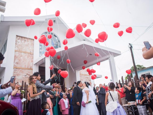 La boda de Juan Carlos y Consuelo en Ciudad Madero, Tamaulipas 1