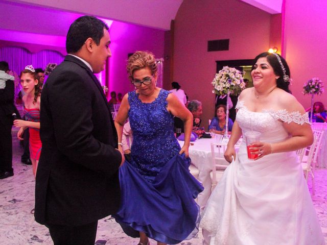 La boda de Juan Carlos y Consuelo en Ciudad Madero, Tamaulipas 90
