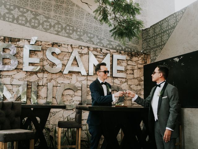 La boda de Carlos y Luis en Querétaro, Querétaro 12