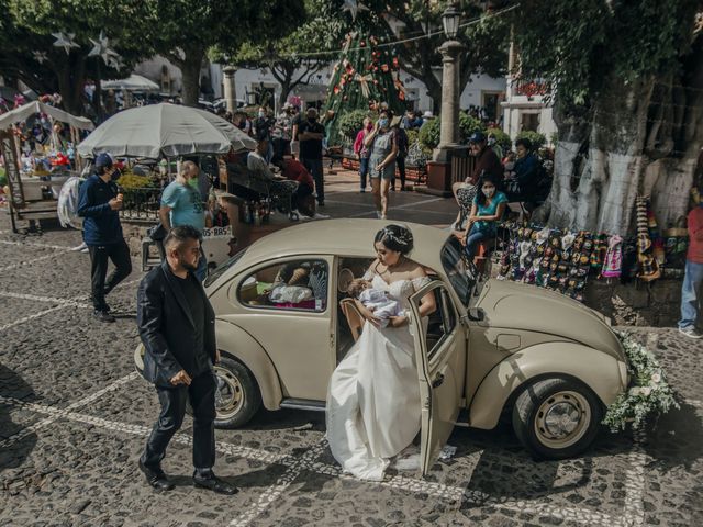 La boda de Erick y Mariel en Taxco, Guerrero 27