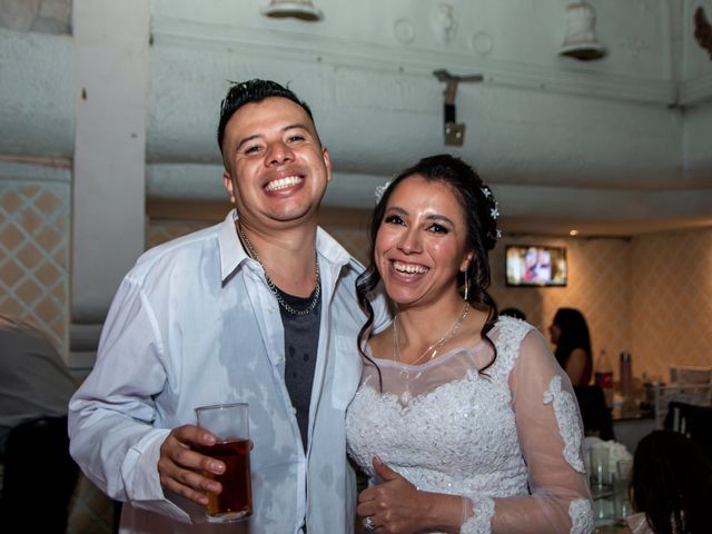 La boda de Rubén Octavio y Myrna Haydee en Iztapalapa, Ciudad de México 3
