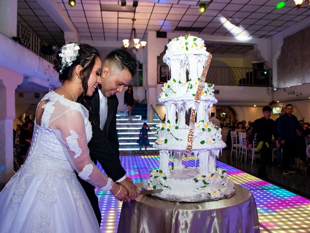 La boda de Rubén Octavio y Myrna Haydee en Iztapalapa, Ciudad de México 12