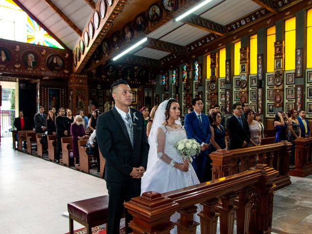 La boda de Rubén Octavio y Myrna Haydee en Iztapalapa, Ciudad de México 16
