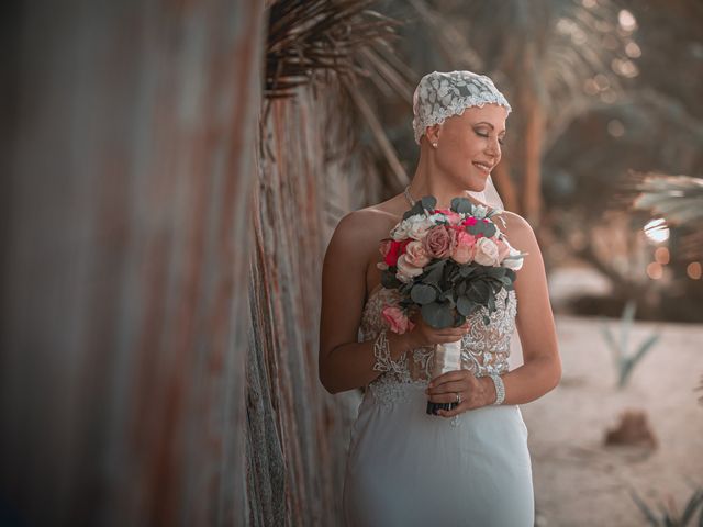 La boda de Guiseppe y Iliana en Playa del Carmen, Quintana Roo 19