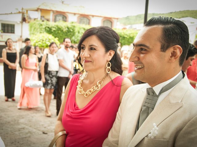 La boda de Edwin y Daniela en Ixtapan de La Sal, Estado México 13