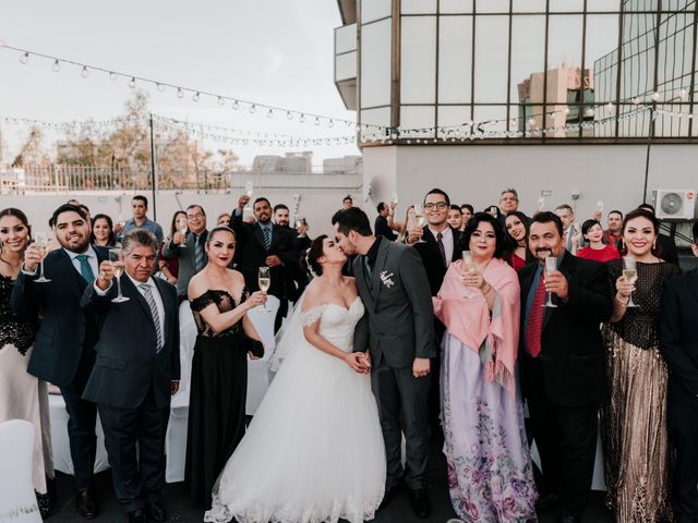 La boda de José Adalid  y Lidia Berenice en Zapopan, Jalisco 19