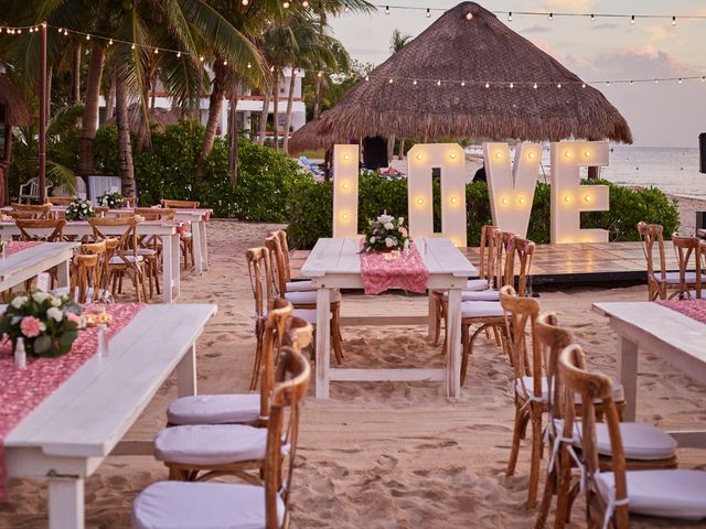 La boda de Marcos y Dayana en Cozumel, Quintana Roo 37