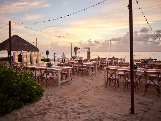 La boda de Marcos y Dayana en Cozumel, Quintana Roo 38