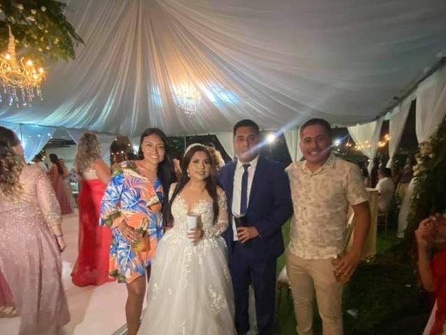 La boda de Iván Eduardo  y Karla Vianney  en Mazatlán, Sinaloa 3