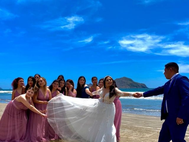La boda de Iván Eduardo  y Karla Vianney  en Mazatlán, Sinaloa 6