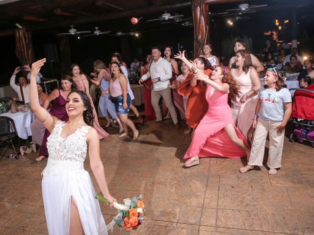 La boda de Ricardo y Rocío en Ixtapa Zihuatanejo, Guerrero 29